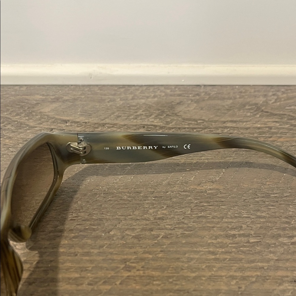 NWOT VTG Burberry 135 8483/S BXCD 57 14 Wmns Olive Nova Check Sunglasses - Picture 4 of 11